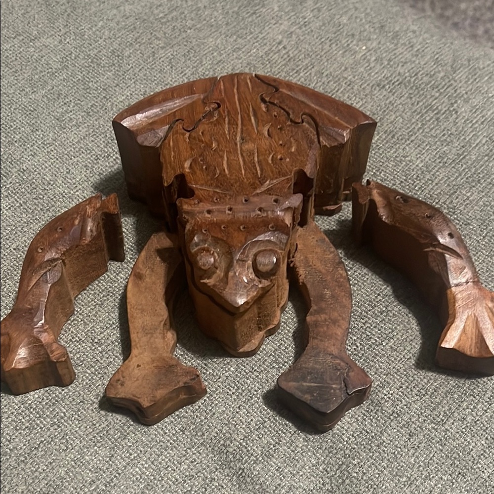 Handcrafted Wooden Frog Door Mat Accent - Picture 2 of 4